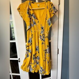 Old Navy Flowy Maternity Dress